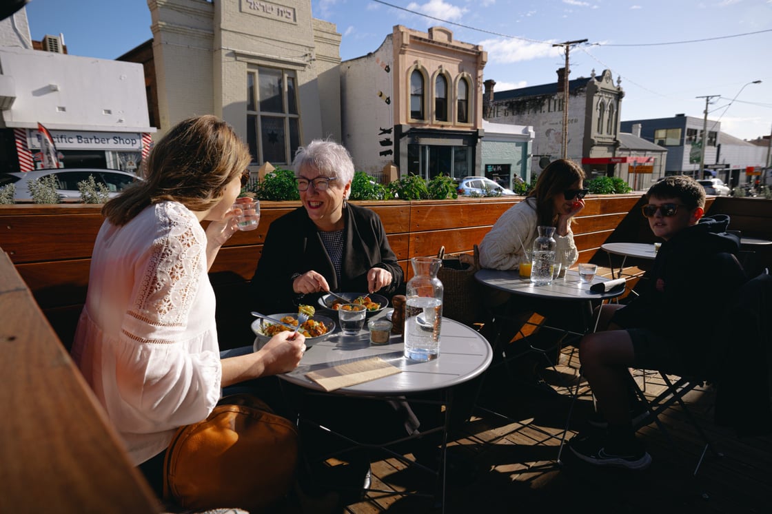 Parklet_image_-Tinka